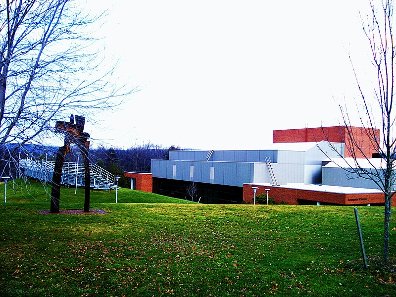 File:BinghamtonUniversity Campus20.JPG