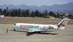 Ein Bombardier CRJ200 der Línea Aérea Amaszonas