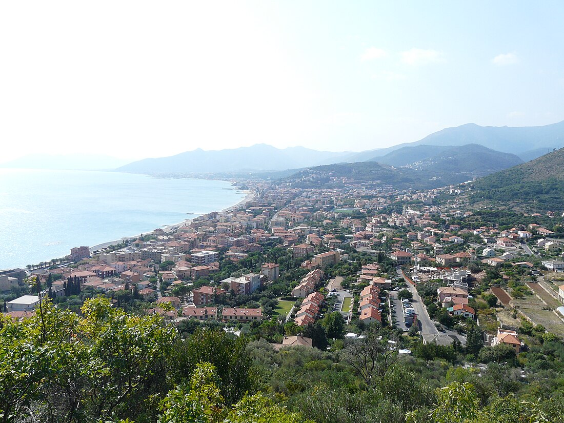 File:Borgio-Pietra Ligure-panorama.jpg