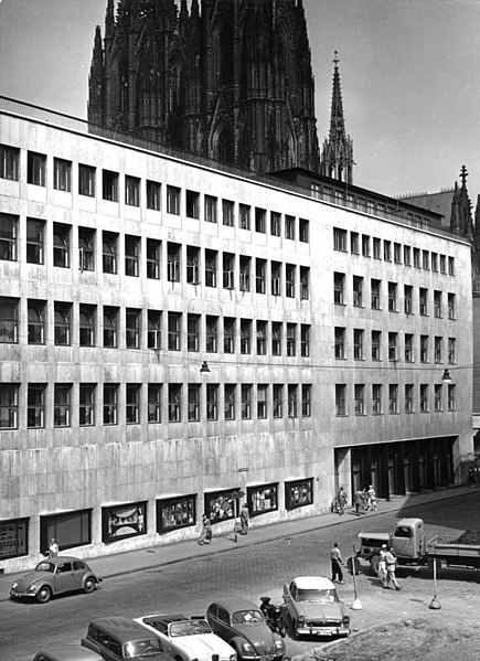 File:Bundesarchiv B 145 Bild-F003812-0006, Köln, WDR Funkhaus.jpg