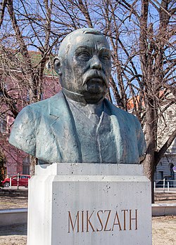 Bust of Kálmán Mikszáth, 2021-03-02, Szeged.jpg
