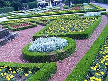Close-up of the parterre in the French formal garden. CCTrieste Miramar the King Garden.jpg