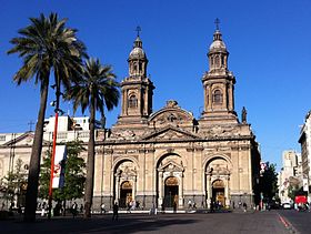 Image illustrative de l’article Cathédrale de l'Assomption de Santiago du Chili
