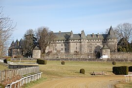 Chateau di Arnac-Pompadour