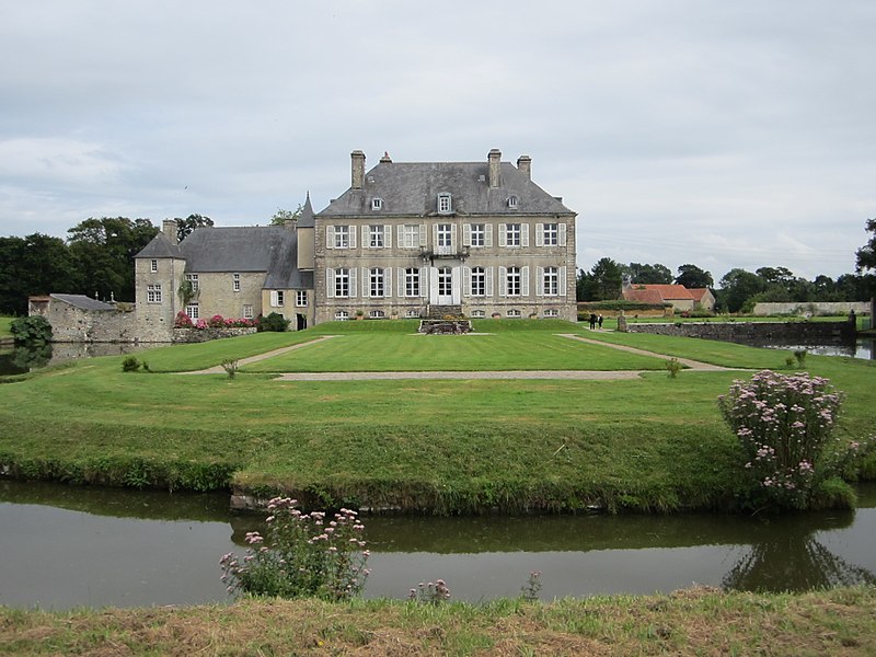 File:Château de la Bretonnière (5).JPG