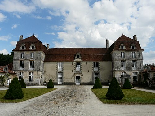 Photo - Domaine du château de Clauzuroux (également sur communes de La Chapelle-Grésignac et Cherval)