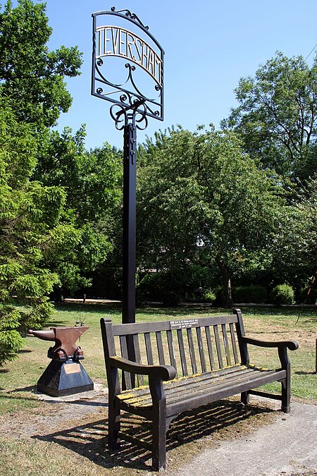 Cmglee Teversham village sign.jpg