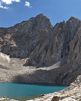 Konsultasi Danau, Gunung McAdie.jpg