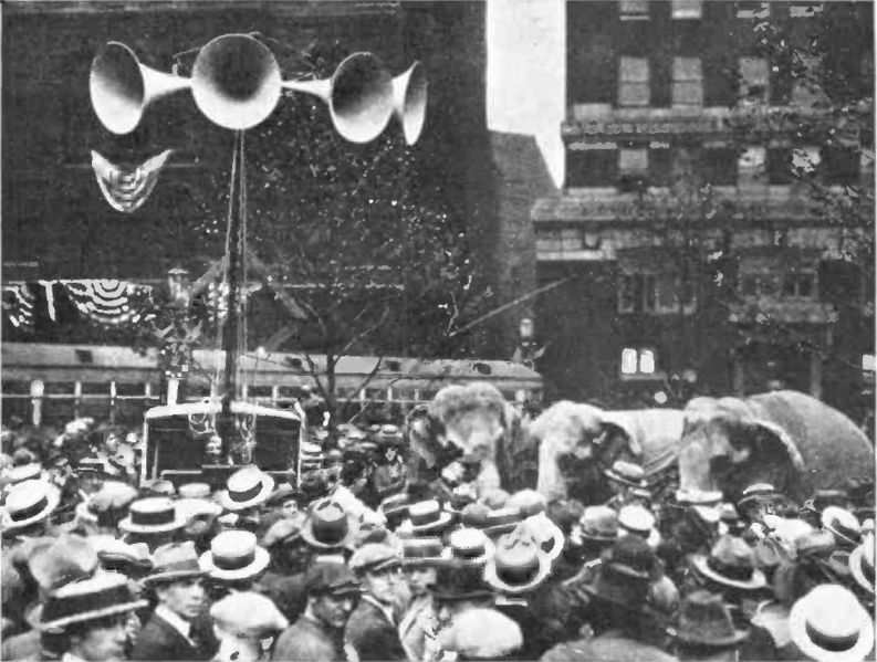 File:Crowd outside 1924 Republican National Convention Cleveland Ohio.jpg