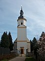 Kirche (mit Ausstattung), Kirchhof mit Einfriedung, Denkmal für die Toten des Zweiten Weltkrieges sowie Grabmal