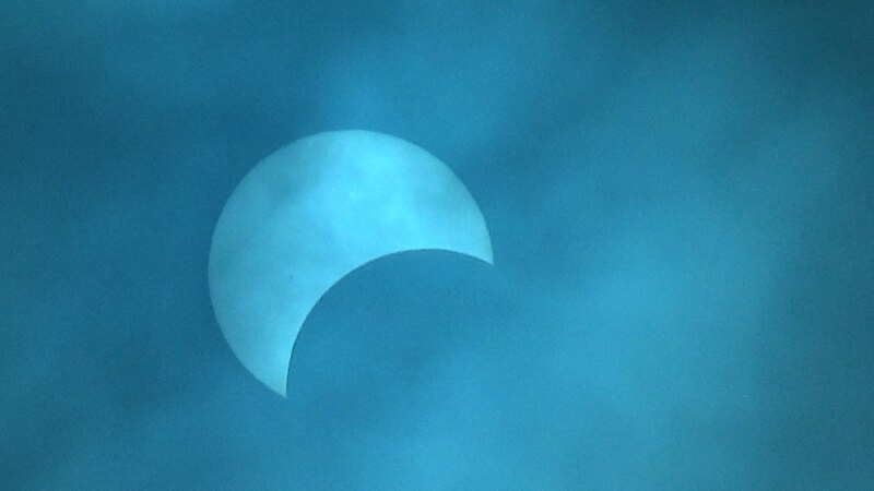 File:Eclipse solar en la Patagonia 02.jpg