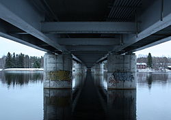 Erkkola Bridge Oulu 20101107.JPG