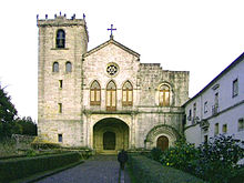 Fachada Igreja Vilar de Frades-editado.jpg