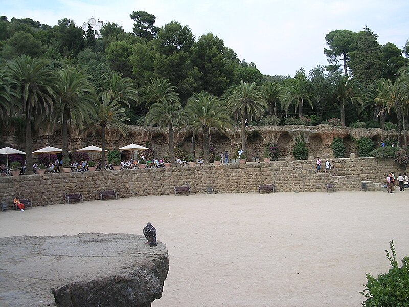 File:Fale - Spain - Barcelona - 161.jpg