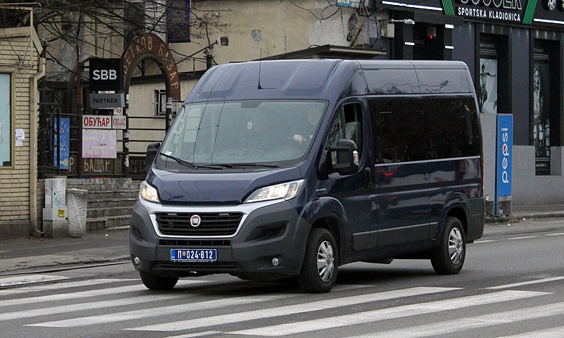 File:Fiat Ducato - Policijska brigada Beograd - 01.jpg