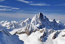 Финстераархорн и окружающие горы Mounts.jpg