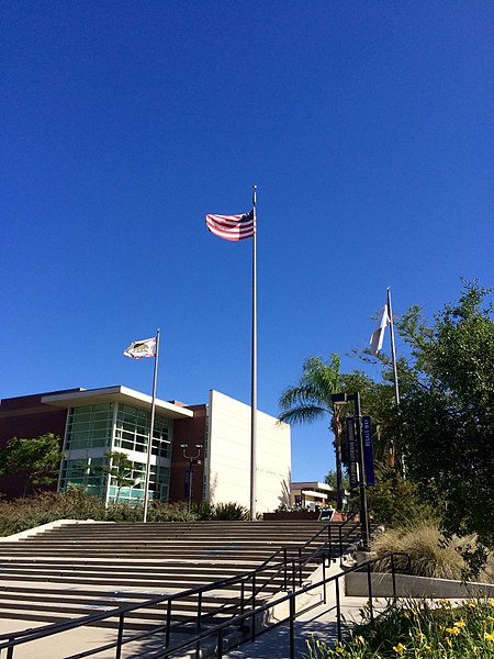 File:Flagpole-California-Lutheran-University.jpg