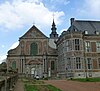 Abdij van Floreffe: abdijgebouwen, hoeve, gebouw bij de vijver, keerwanden, parochiekerk Onze-Lieve-Vrouw van de Rozenkrans en Sint-Rochuskapel (monument) ensemble van deze gebouwen en hun omliggende terreinen, met hoeve van Robersart (site)