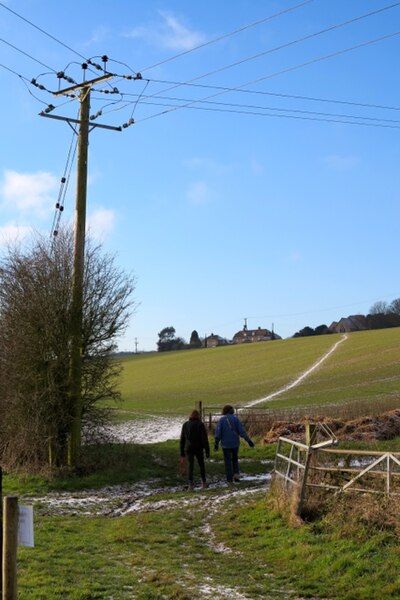 File:Footpath towards the Church of St Mary's, Stelling - geograph.org.uk - 3307231.jpg