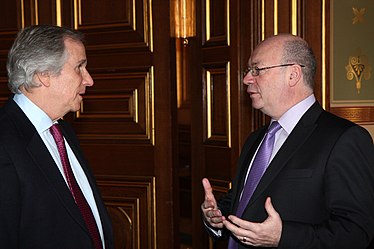 Foreign Office Minister Alistair Burt with Winkler, who spoke at the Foreign Office in London on his experience of living with Dyslexia, March 5, 2013.