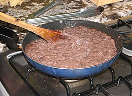 Frijoles refritos.jpg