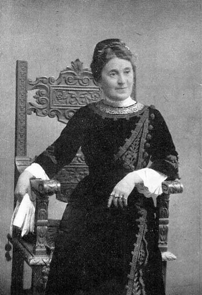 File:Giulia Cavallari.jpg