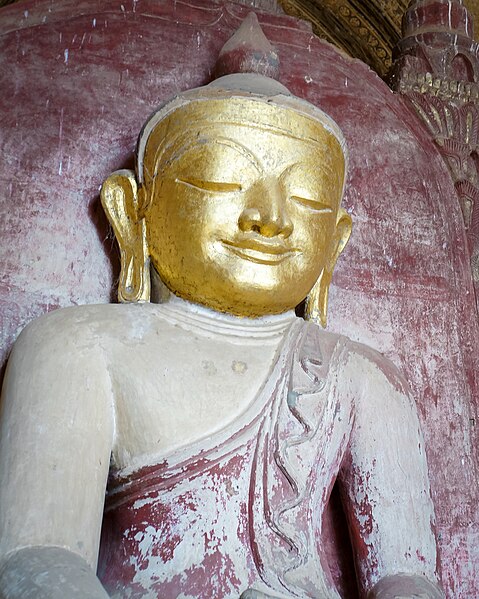 File:Golden faced Buddha.jpg