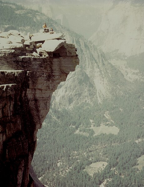 461px-Half_Dome_081972.jpg