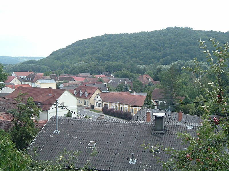 File:Hannersdorf06.jpg