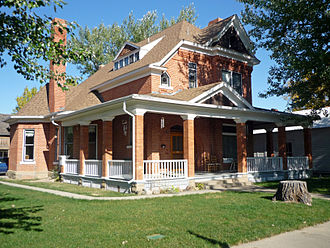 The 1887 Harmon House Harmon House.jpg