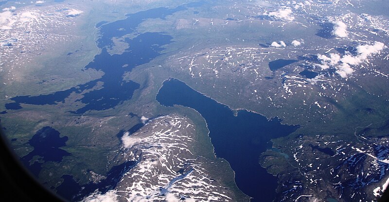 File:Hemnes with Grasfjellet Grasvatnet IMG 3483 Västerbottens län with lake Överuman.JPG