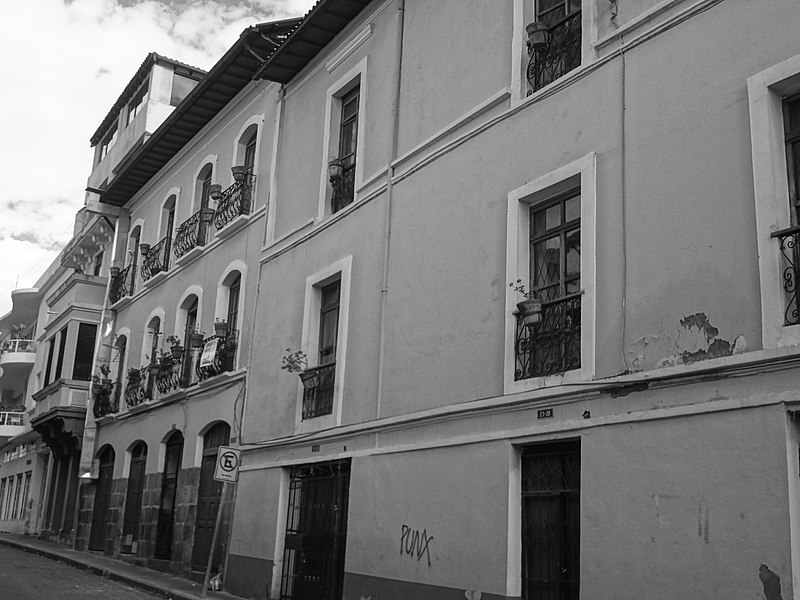 File:Historic Center of Quito - World Heritage Site by UNESCO - Photo 137.JPG