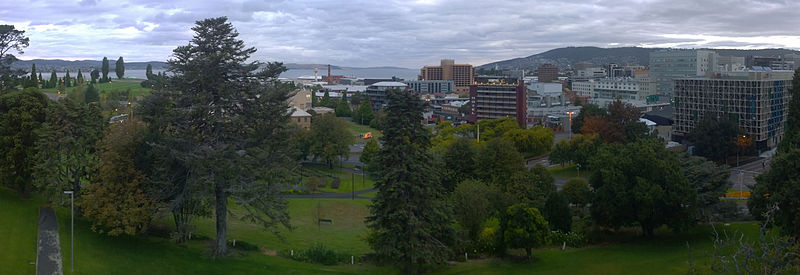 Hobart-Panorama-facing-south-west-from-glebe.jpg