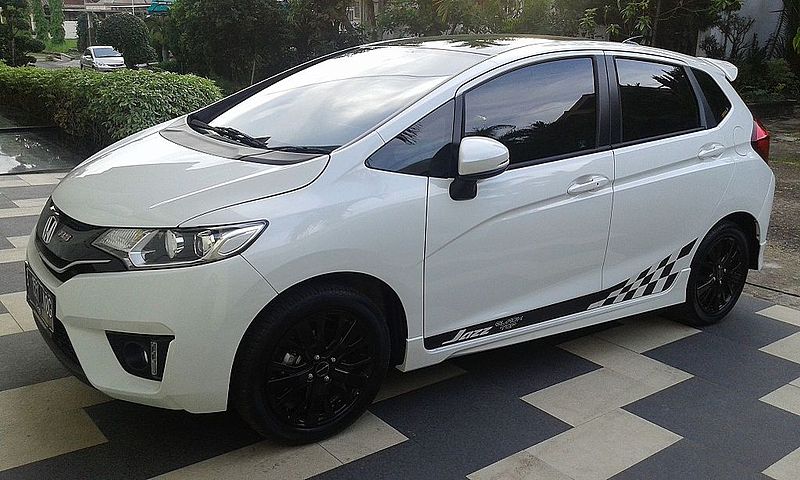 File:Honda Jazz RS Modulo (GK5) Front.jpg