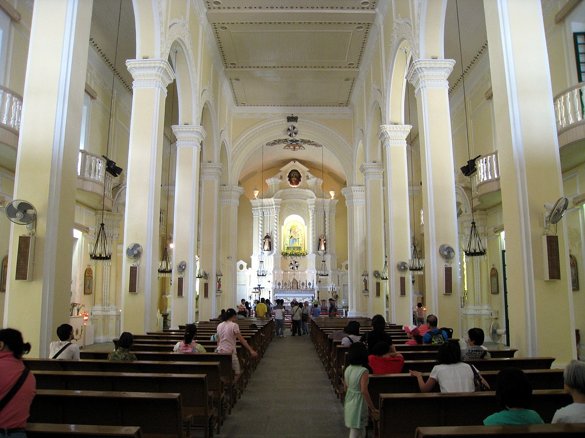 Igreja de Sao Domingos Interior.jpg