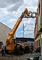 * Предлог A JCB telehandler lifting construction supplies at a townhome construction site in Campbell, California. --Grendelkhan 09:02, 12 April 2024 (UTC) * Се бара оцена