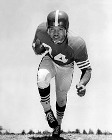 Joe Perry played for the 49ers for 14 seasons Joeperry 49ers 1963.jpg