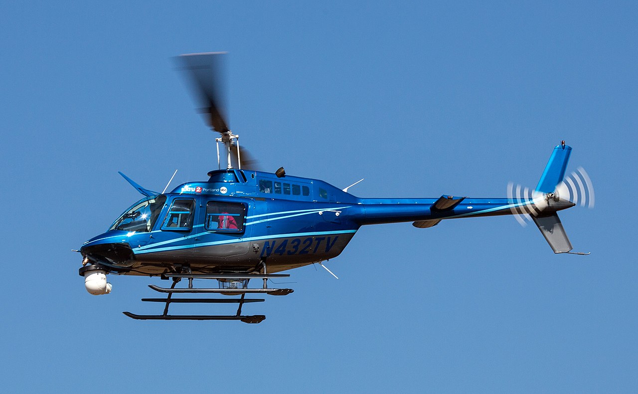 1280px-KATU_News_helicopter.jpg