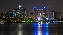 Kolkata Skyline bei Nacht.jpg