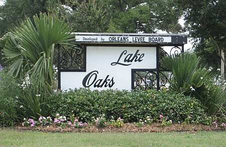 LakeOaksLeveeBoardSign