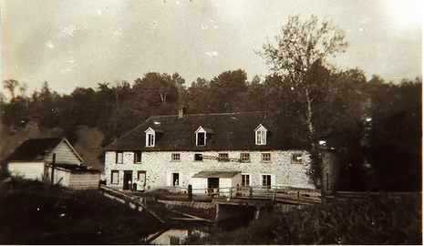 Moulin du Portage in opération around 1917