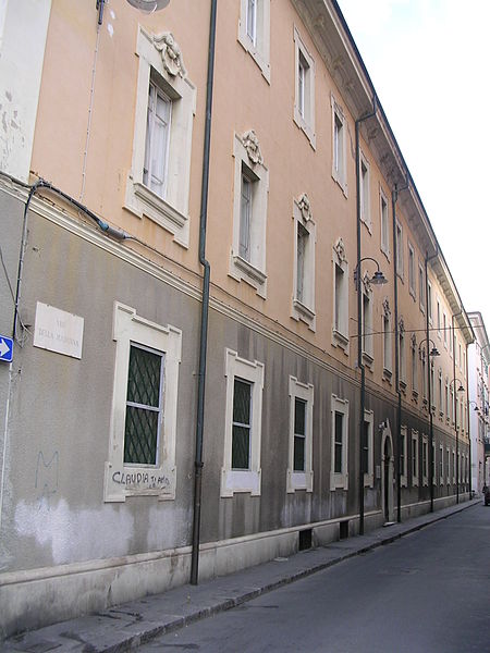 File:Livorno Palazzo di Giustizia.JPG