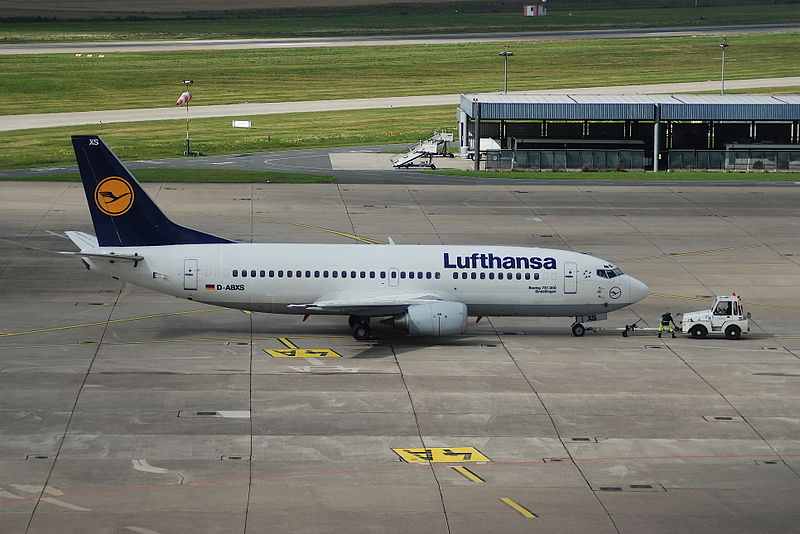 File:Lufthansa Boeing 737-300, D-ABXS@HAJ,27.07.2007-481bm - Flickr - Aero Icarus.jpg