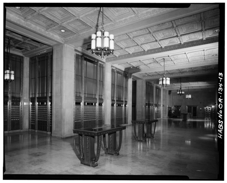 File:MAIN LOBBY TO SOUTHWEST - U.S. Courthouse, 620 Southwest Main Street, Portland, Multnomah County, OR HABS ORE,26-PORT,7-13.tif