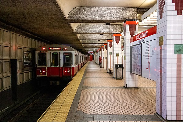 An inbound train at Broadway station in August 2021