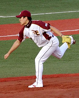 L-R) Masahiro Tanaka (Yankees), Daisuke Matsuzaka (Mets), Hiroki