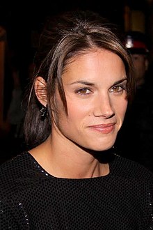 Missy Peregrym (2010)