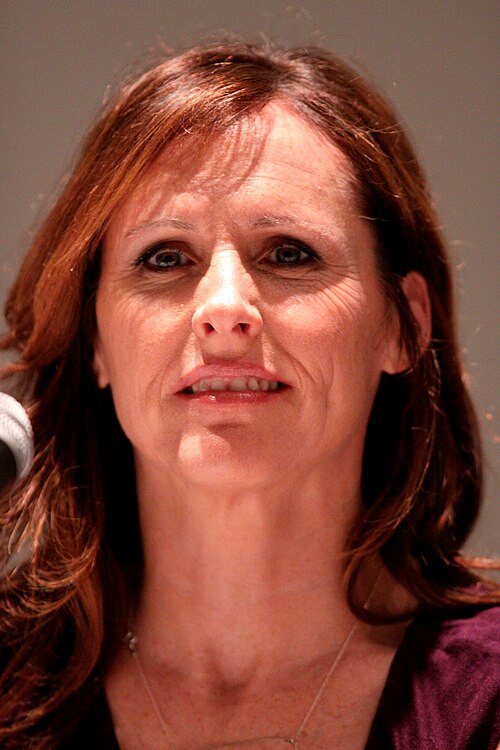 Molly Shannon (Tina Hellman)