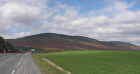 Widok na Mont Sainte-Cécile.