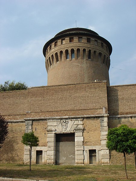 File:Mura vaticane - Porta Pertusa 00400.JPG